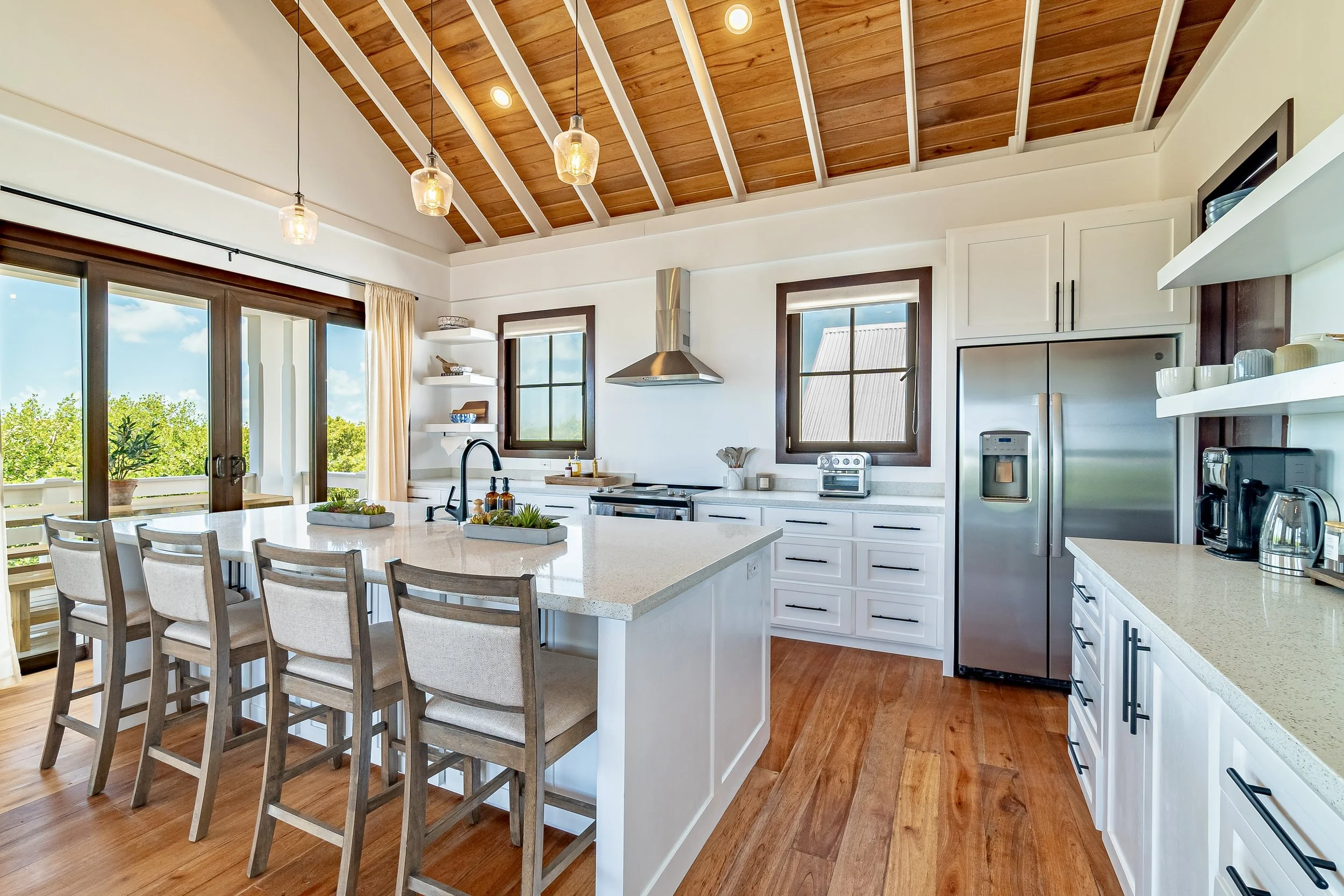 What to Expect When Staying in a Luxury Villa in Belize | Mahogany Bay Village, Belize (photo 2)