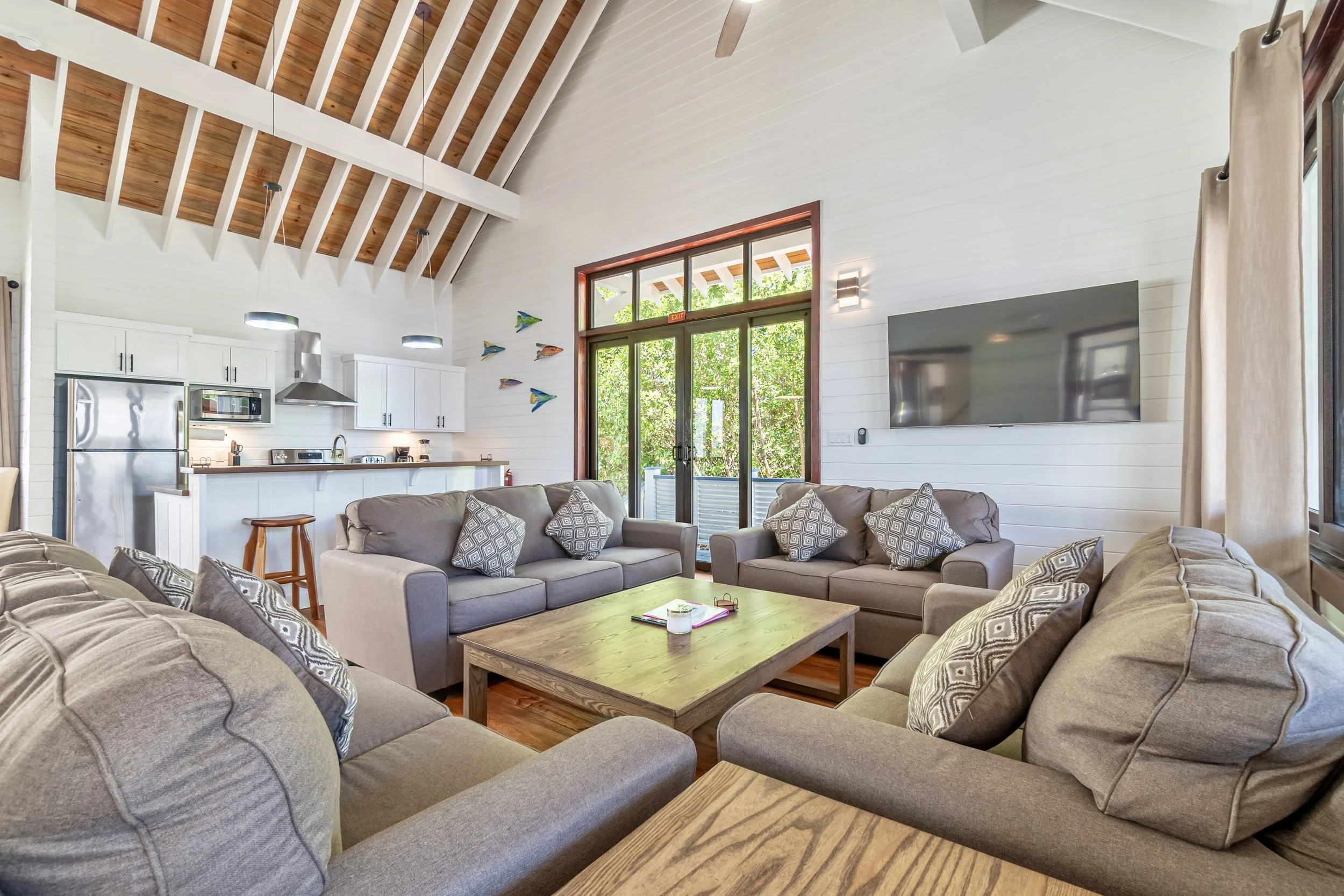 Stay Longer, Live Better: Luxury Belize Vacation Homes for Extended Escapes | Mahogany Bay Village, Belize (photo 4)
